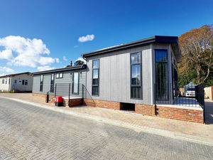 Photo 3- click for photo gallery